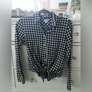 J.Crew black & white gingham tie button down shirt